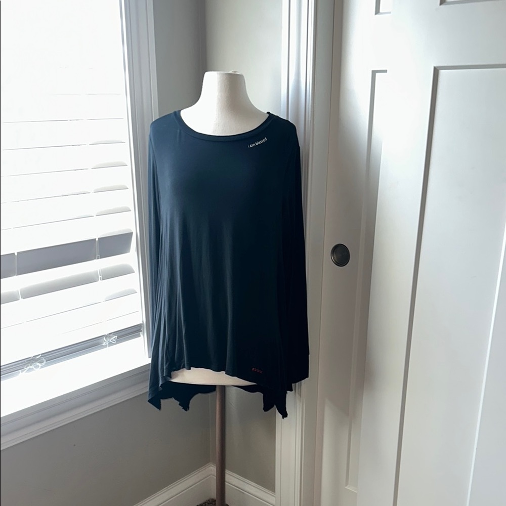 Peace Love World Black Asymmetrical‎ Tunic Top Size Medium